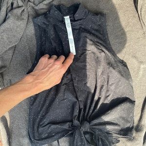 Sz2 Lululemon crop mock turtleneck tank Tie waist